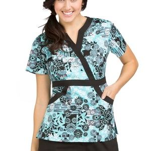 Med Couture Medical Uniform Scrub Print Top